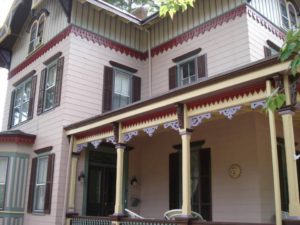 Gikas-Painting-Victorian-Home-
