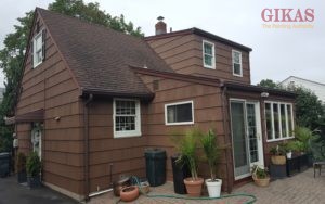 We will give up to a 10 year warranty on our paint jobs - other painters give just 4. This is what we call the Gikas difference!