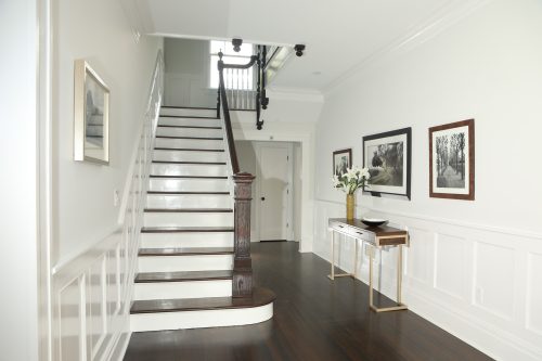 Choosing your house interior staircase